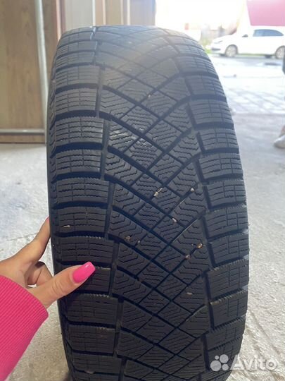 Pirelli Ice Zero FR 205/60 R16 96T