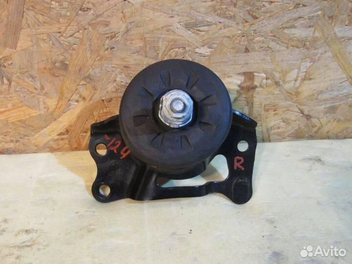 Подушка крепления двигателя Jeep Wrangler JL