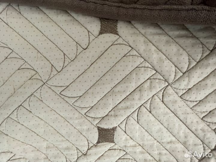 Дивандеки на диван и кресло