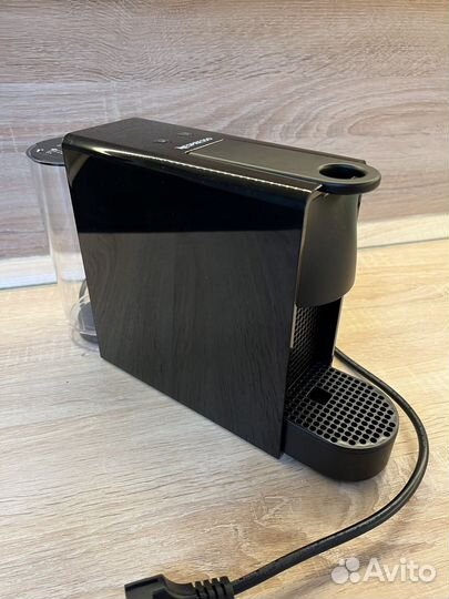 Кофемашина nespresso essenza mini c30 black