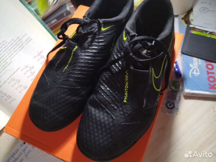 Шиповки Nike Phatom venom Academy