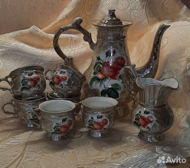 Сервизы и чайник заварочный большой, керамика