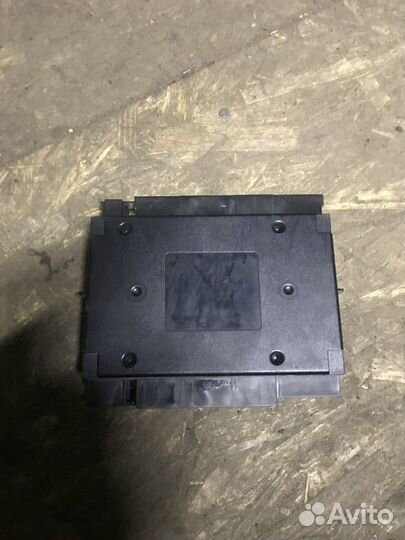 Блок бортовой сети туарег 5,0D 2003-2010