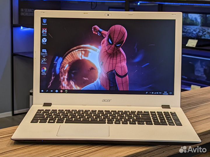 Ноутбук Acer для школы в красивом белом цвете