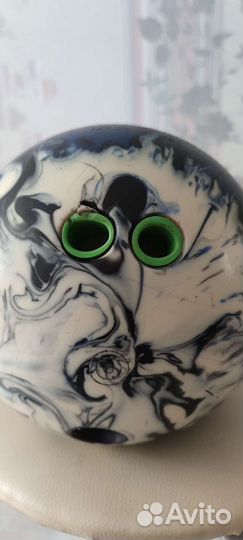 Шар для боулинга номер 13