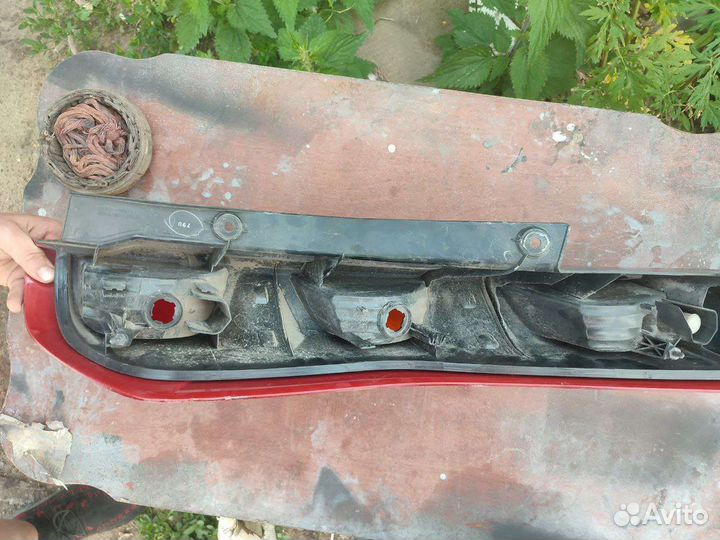 Левая задняя фара Nissan x-treil Т31