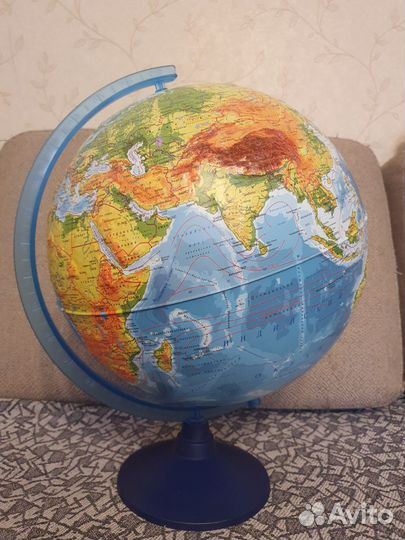 Глобус земли физический d 32см