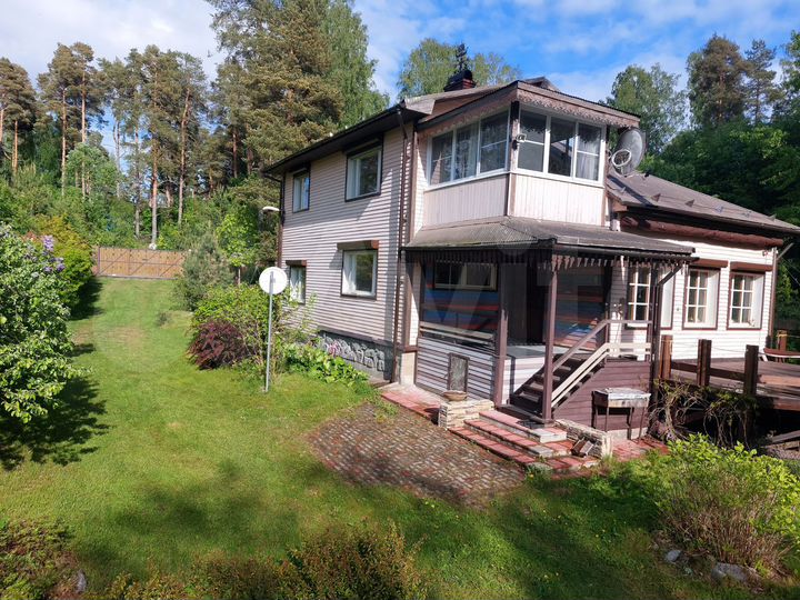 Дом 135 м² на участке 11 сот.