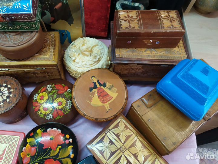 СССР шкатулки разные банки агитация жесть