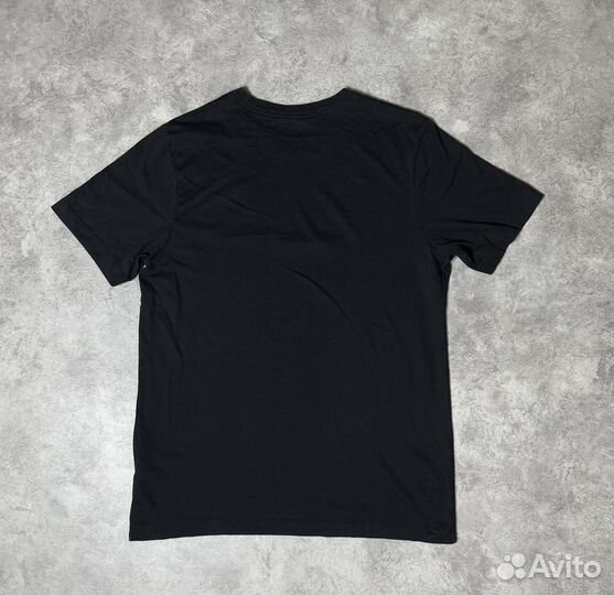 Футболка nike tee оригинал M (муж)