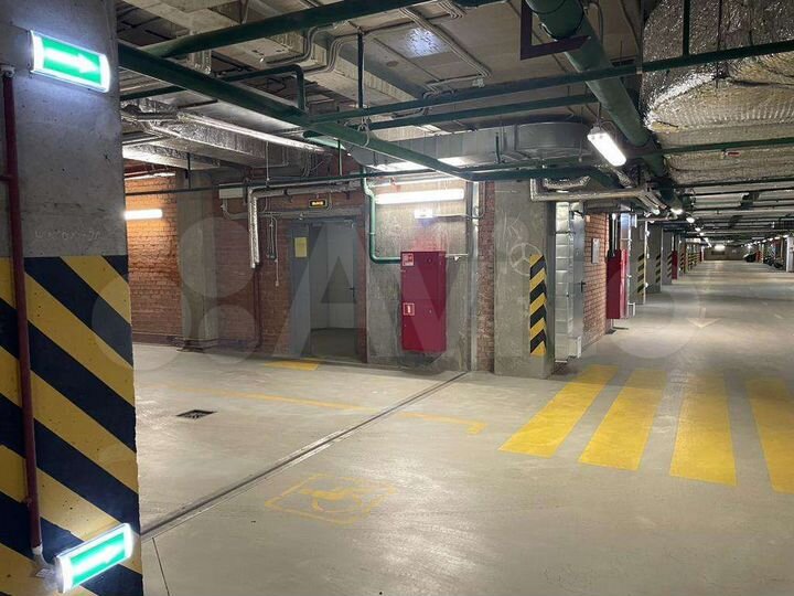 Машиноместо, 17 м²