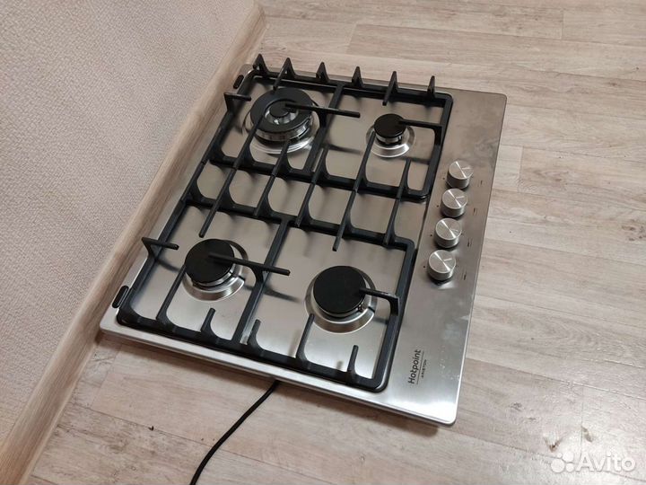 Газовая варочная поверхность Hotpoint-Ariston PPH
