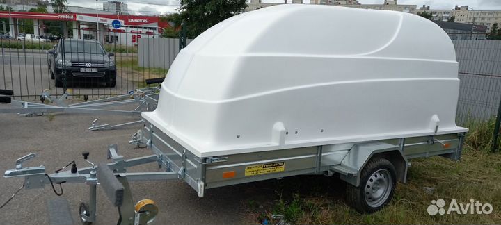 Прицеп с пластиковой крышкой 3.5х1.5м