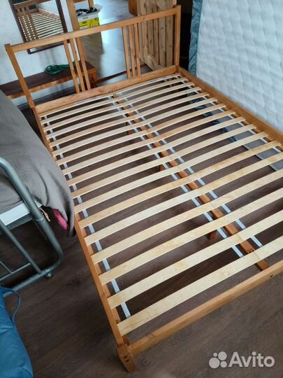 Кровать IKEA 140*200