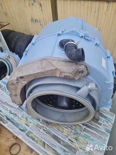 Бак стиральной машины Siemens 8 кг 1400об