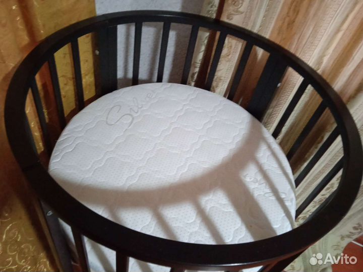 Кроватка детская