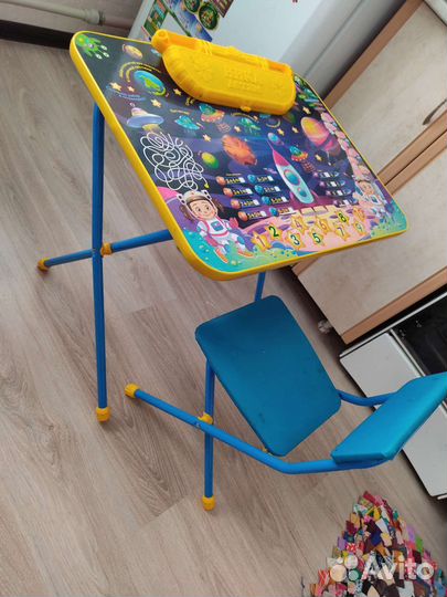 Набор мебели стул и стол kari kind