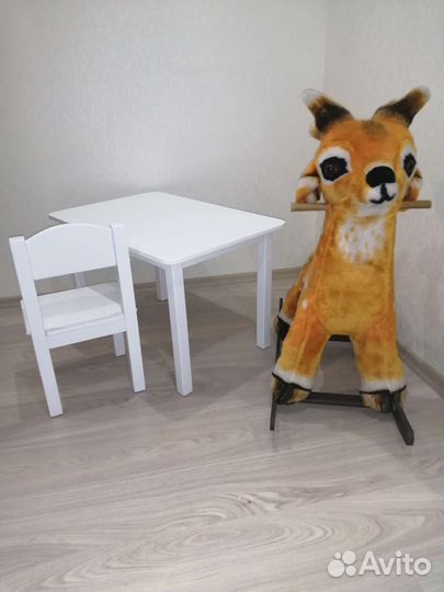 Комплект стол и стульчик