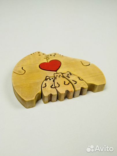 Пазлы деревянные Семья котиков