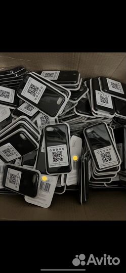 Чехол на iPhone 7/8/se силиконовый, черного цвета