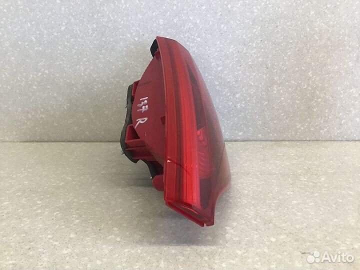 Фонарь задний внутренний правый Kia Sportage 2016