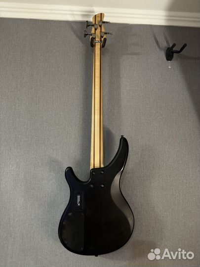 Бас гитара Yamaha trbx 504