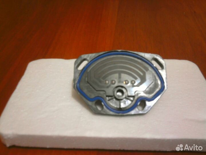 Датчик Положения Дроссельной Заслонки. датчик хола