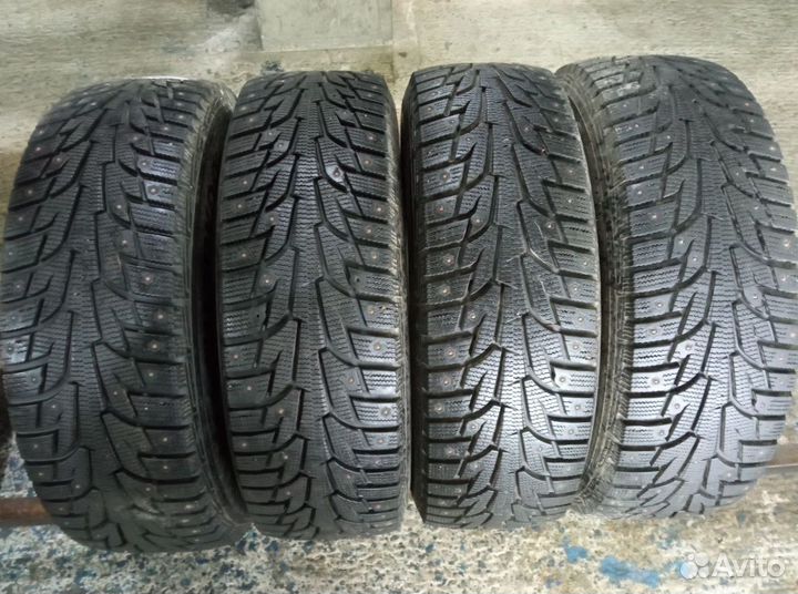 Hankook Winter I'Pike RS W419 215/65 R16 98W