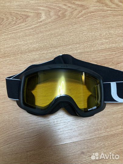 Горнолыжные очки
