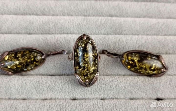Комплект из серебра. С натуральным камнем