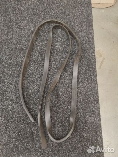 Резинка уплотнительная для стекла промышленная