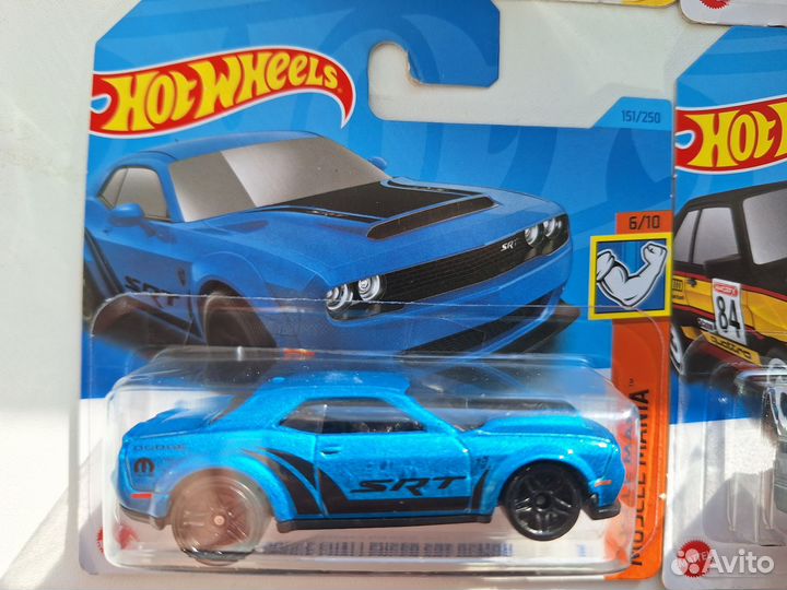 Hot wheels машинки 1:64