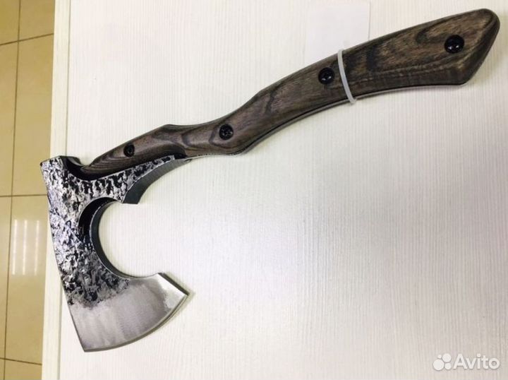 Топор кованый