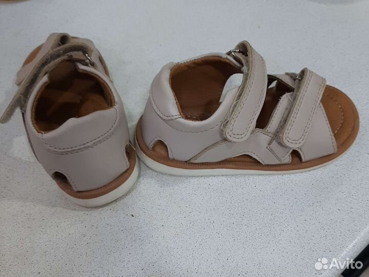 Босоножки для девочки