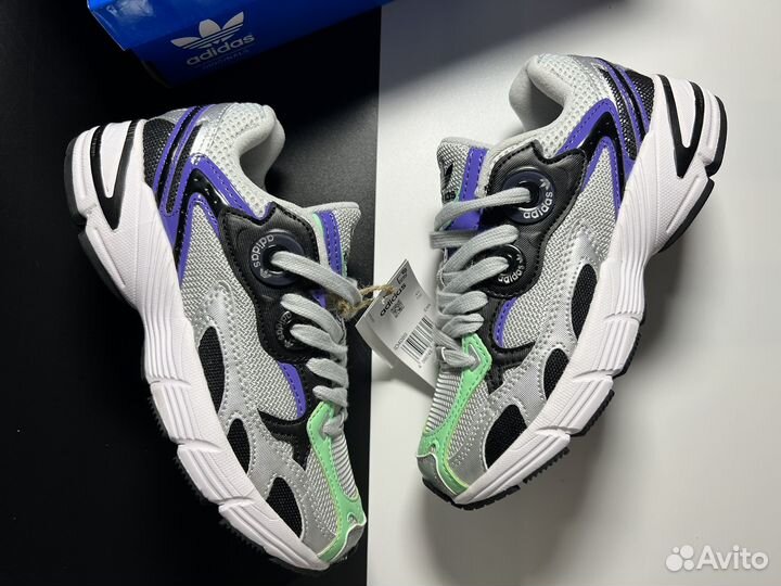 Кроссовки Adidas Astir wmns