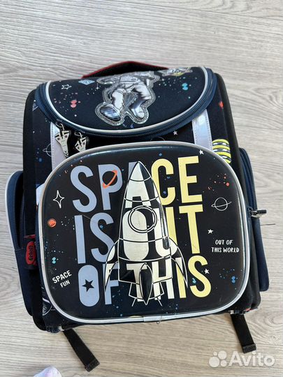 Рюкзак школьный для начальной школы