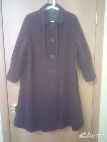 Пальто демисезонное легкое 46