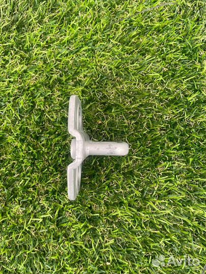 Ответная часть (скоба) замка двери Jeep Wrangler