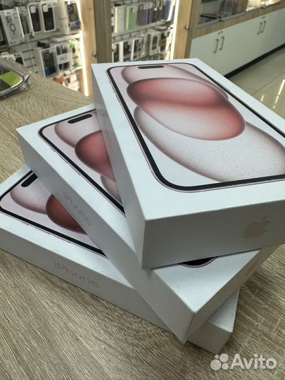 iPhone 15, 128 ГБ