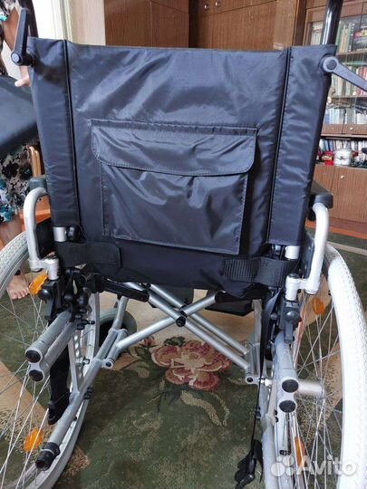 Инвалидная коляска складная KY