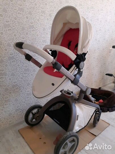 Коляска Hot Mom 3 в 1