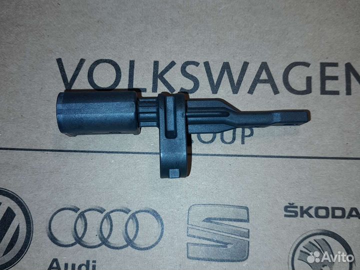 Датчик абс задний VW, audi, skoda wht003864c