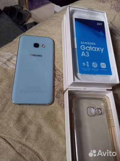 Samsung Galaxy A3 (2017) SM-A320F/DS, 2/16 ГБ