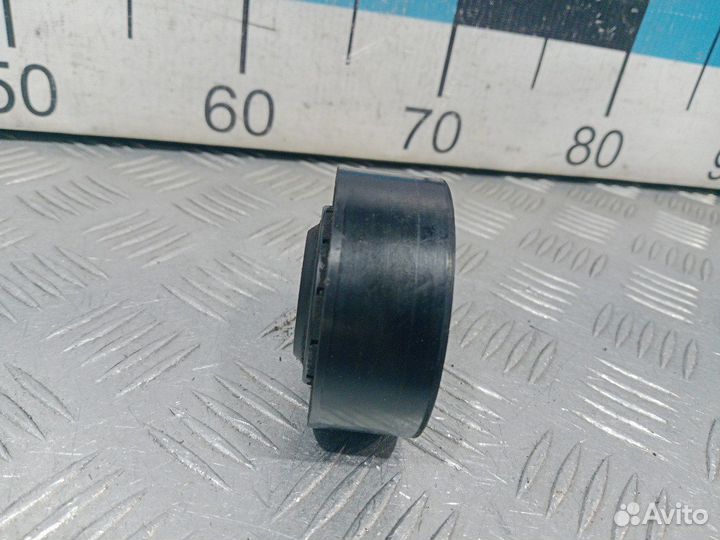 Б/У Ролик дополнительный ремня Audi#001