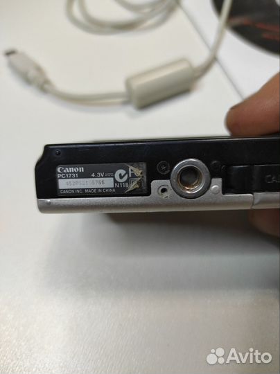 Компактный фотоаппарат canon