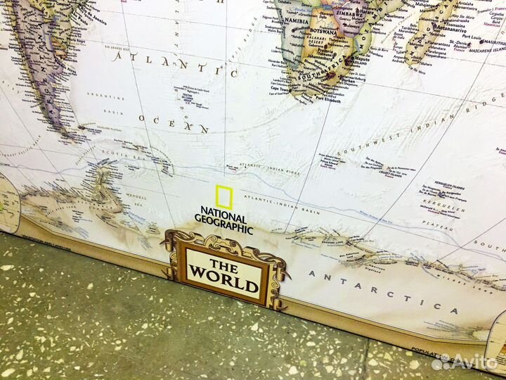 Карта мира на холсте