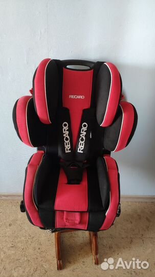Автокресло Recaro Young Sport Hero-Racing Edition