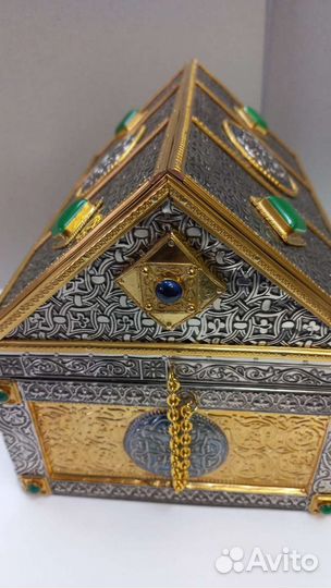 Реликварий, ларец, мощевик