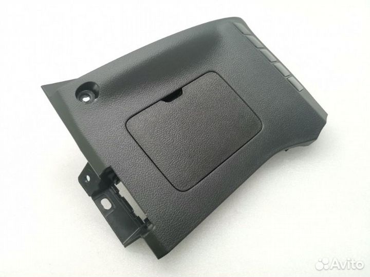 Накладка на торпедо левая Mitsubishi Outlander 3