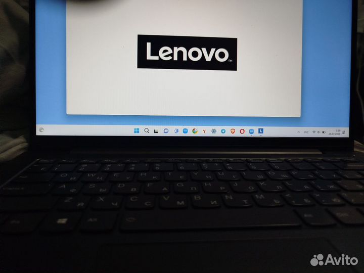 Ноутбук Lenovo IdeaPad 5 14IIL05 (полностью рабочи